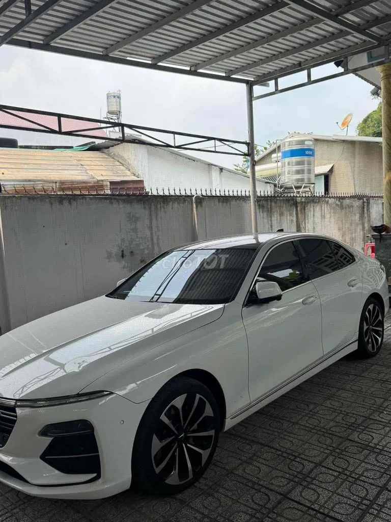 Vinfast Lux A2.0 2020 photo 2