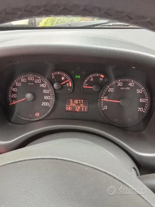 Fiat Punto 2005 photo 4