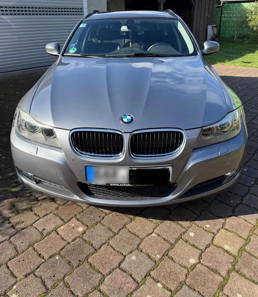 BMW 318I
