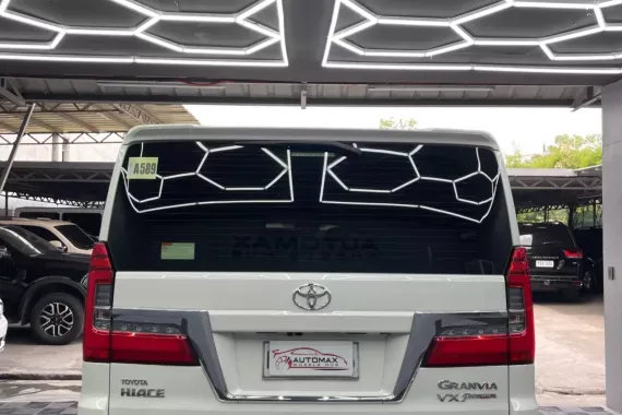 Toyota Granvia 2021 photo 4