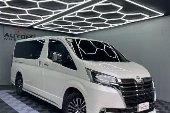 Toyota Granvia 2021 photo 3