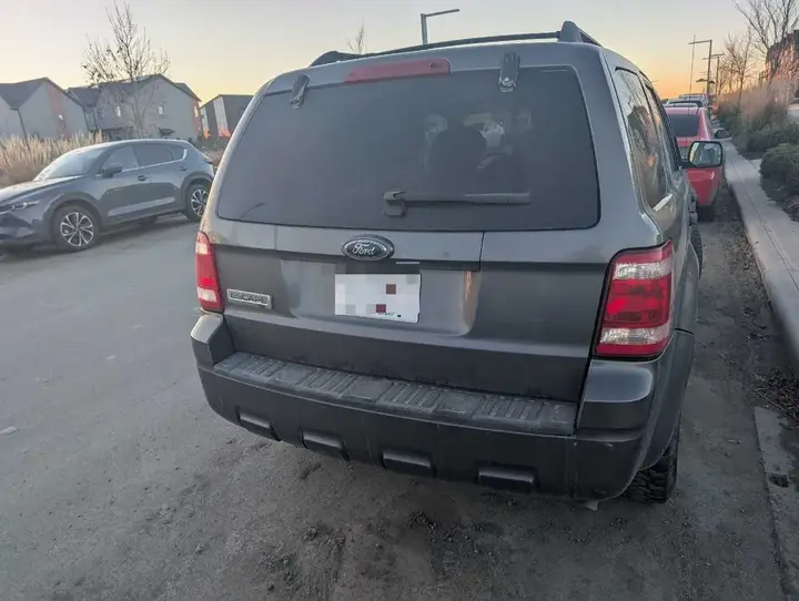 Ford Escape 2009 photo 4