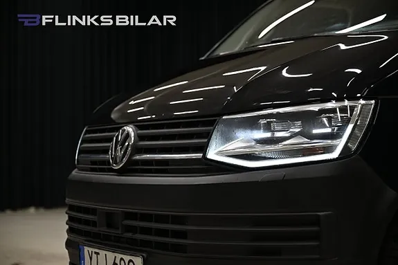 Volkswagen Transporter 2018 photo 2