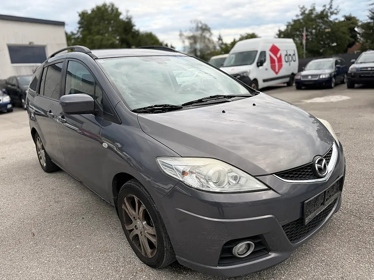 Mazda Mazda5 2010 photo 2