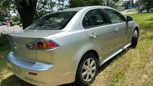 Mitsubishi Lancer 2017 photo 4