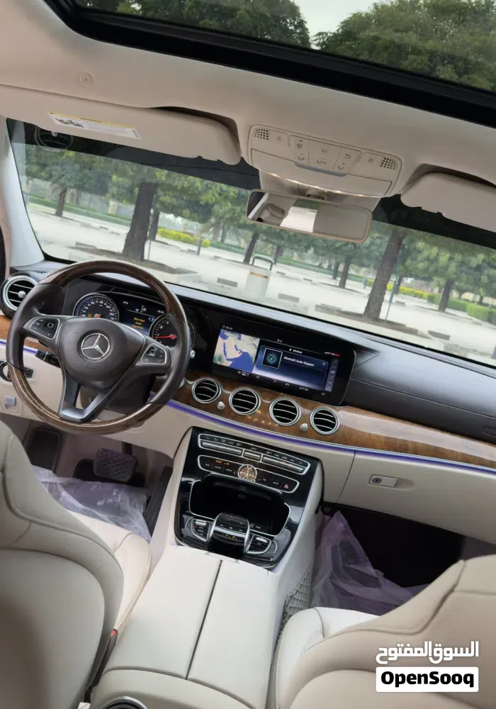 Mercedes-Benz E 300