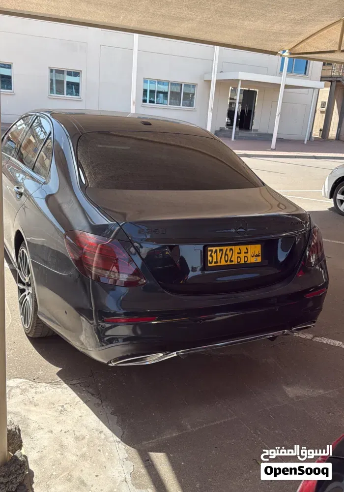 Mercedes-Benz E 300 2018 photo 3