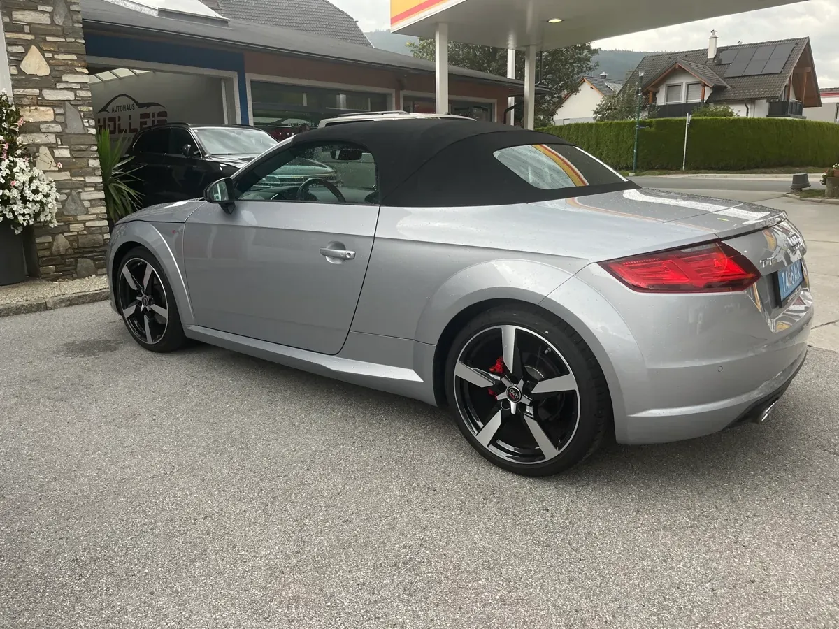 Audi Tt 2015 photo 2