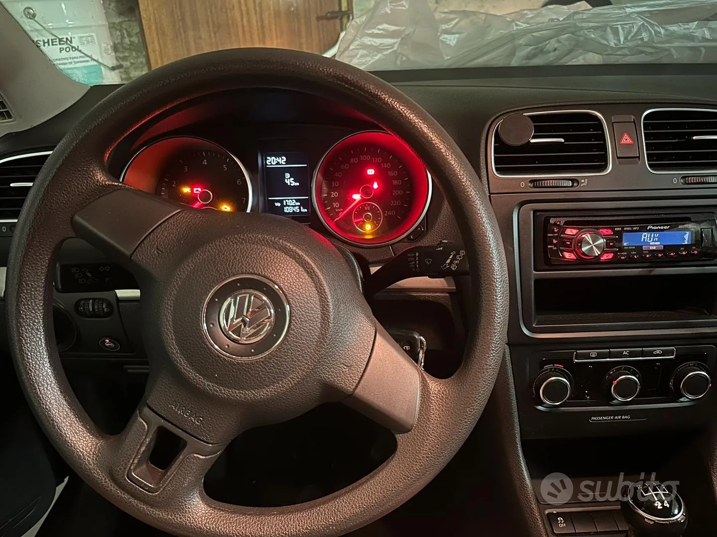 Volkswagen Golf 2011 photo 3