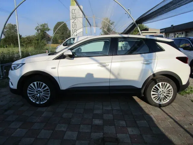 Opel Grandland X 2018 photo 2