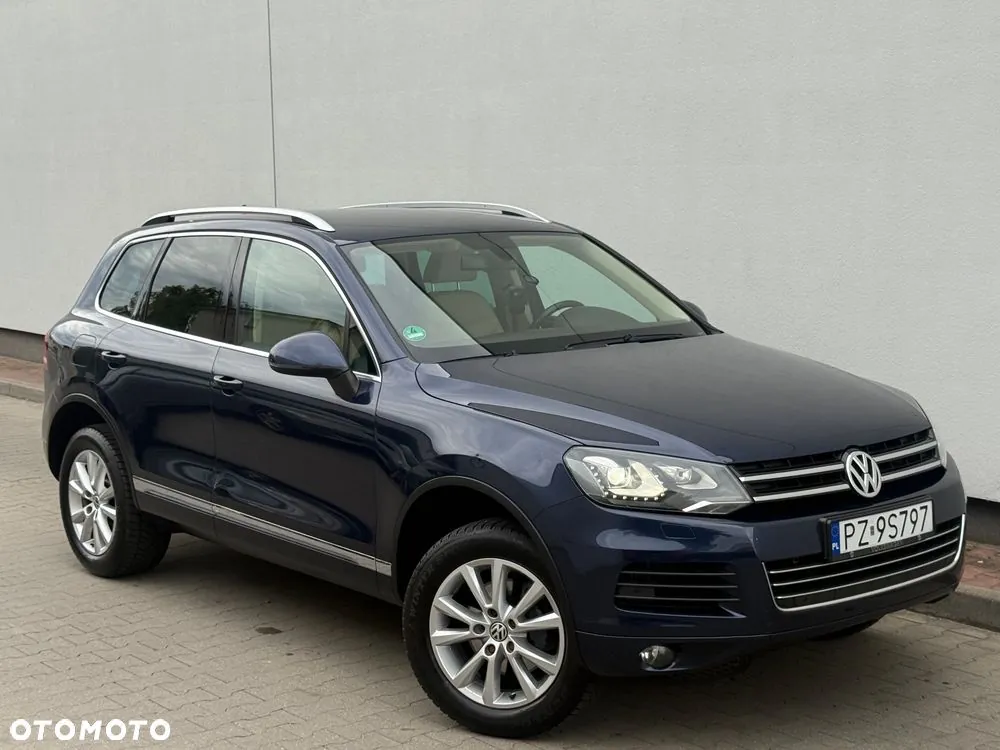 Volkswagen Touareg 2012 photo 2