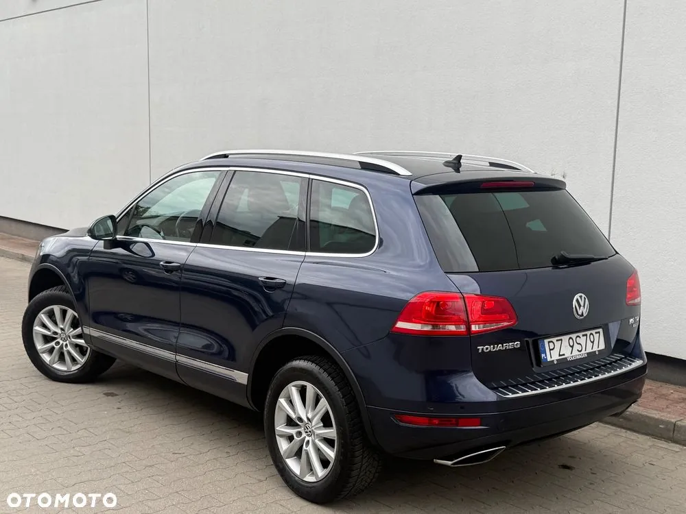 Volkswagen Touareg 2012 photo 3