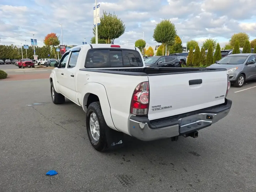 Toyota Tacoma 2015 photo 5
