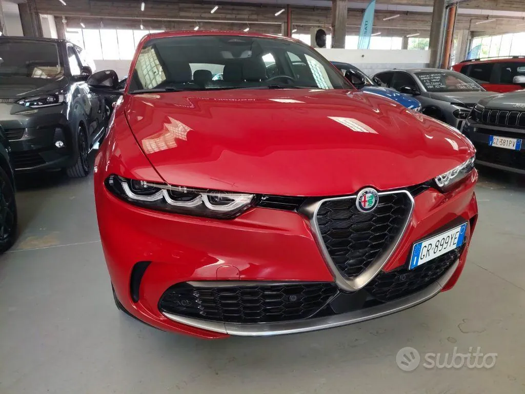 Alfa Romeo Tonale 2024 photo 2