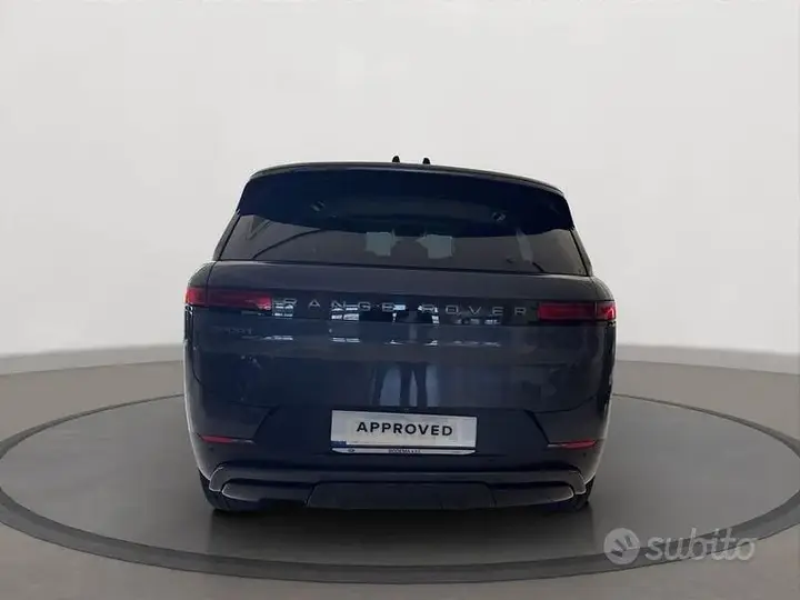 Land Rover Range Rover Sport 2024 photo 3