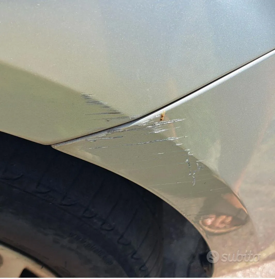 Ford Focus 2009 photo 2