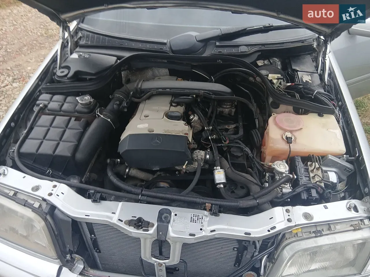 Mercedes-Benz C-Class 2000 photo 5
