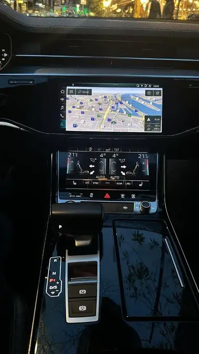 Audi A8 2018 photo 2