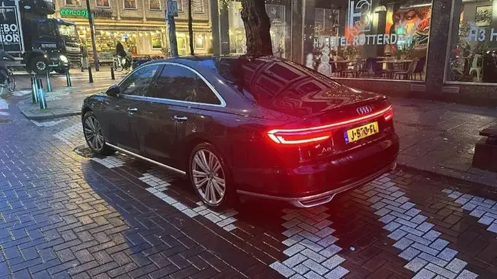 Audi A8