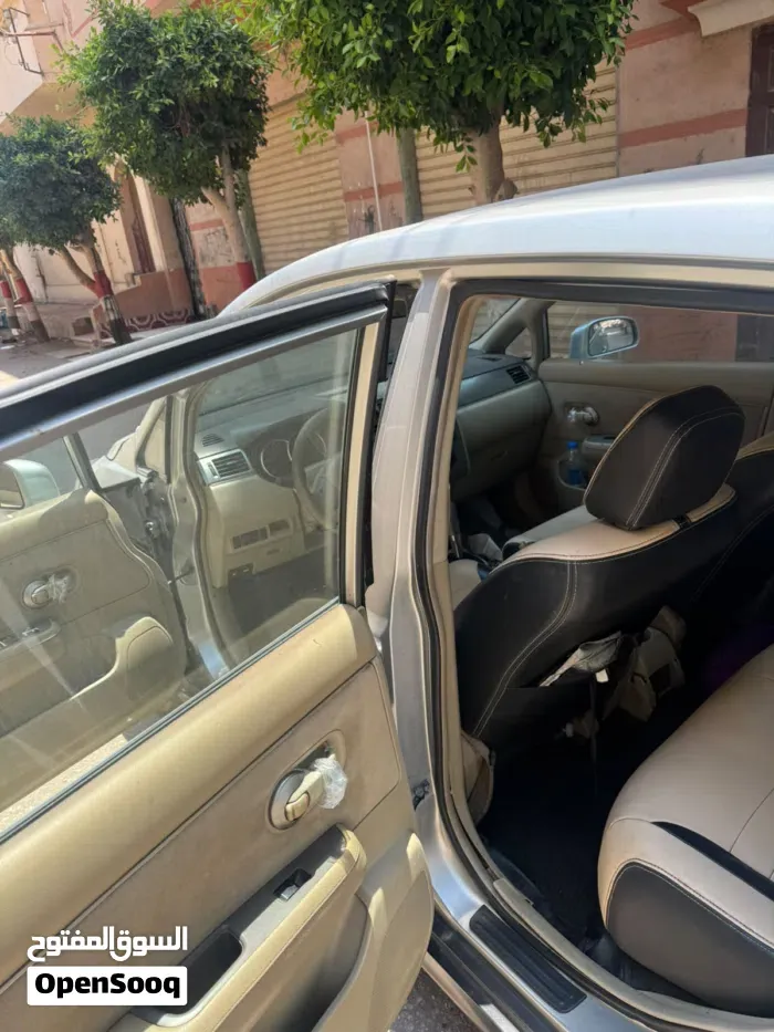 Nissan Tiida 2007 photo 4
