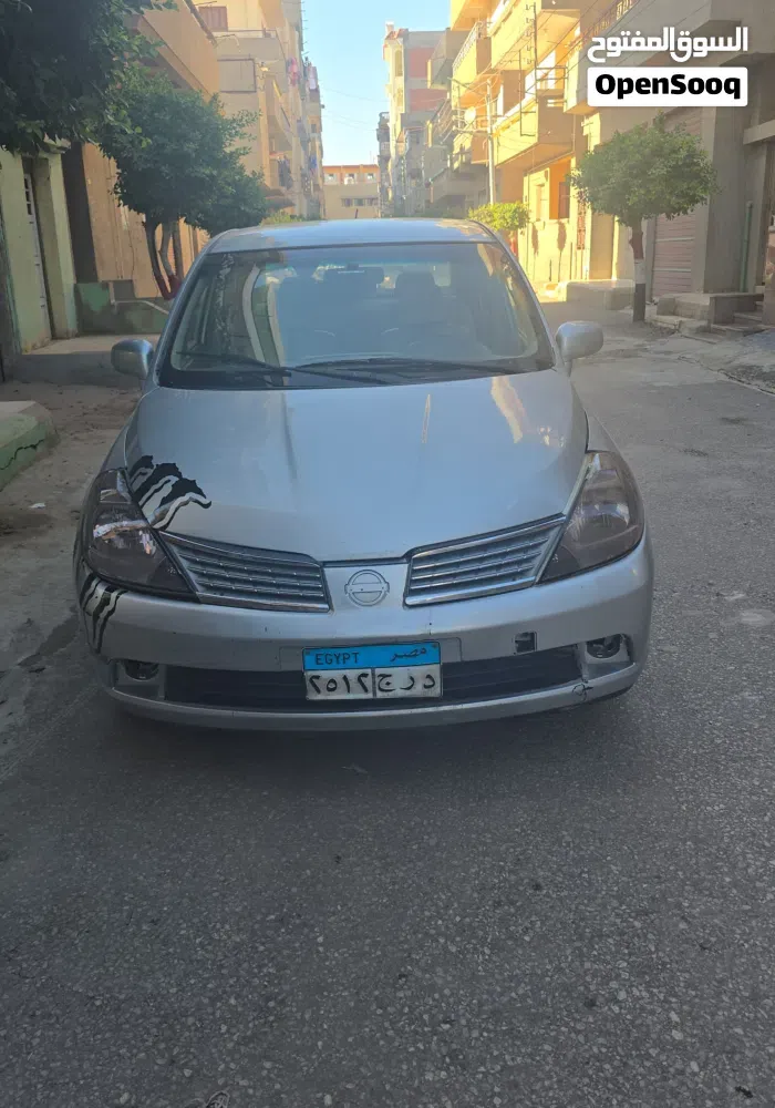 Nissan Tiida
