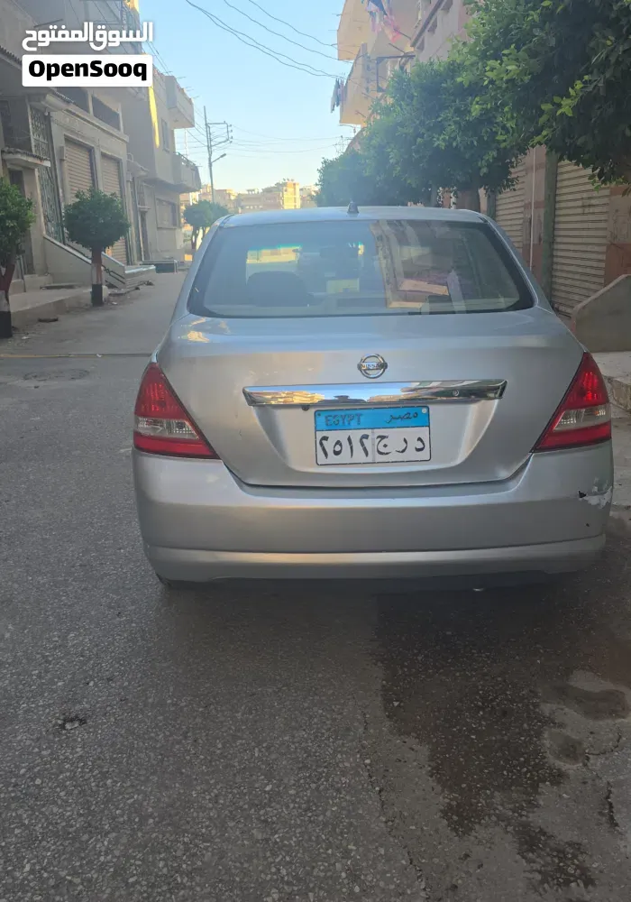 Nissan Tiida 2007 photo 2