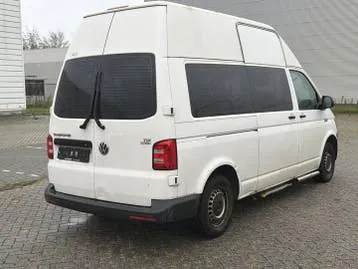 Volkswagen T6 Kombi 2016 photo 2