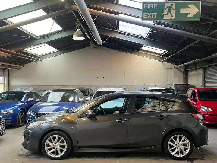 Mazda Mazda3 2012 photo 2