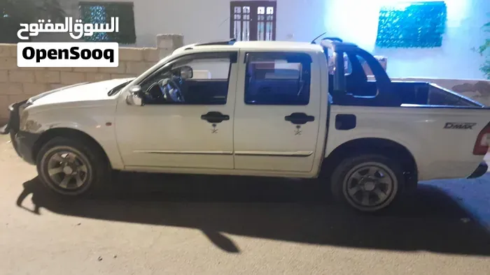 Isuzu D-Max 2005 photo 2