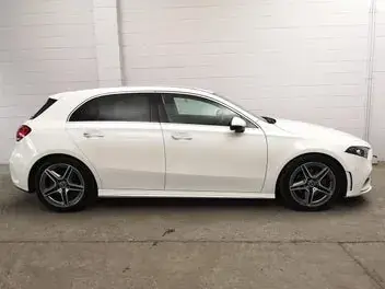 Mercedes-Benz A 180 2018 photo 4