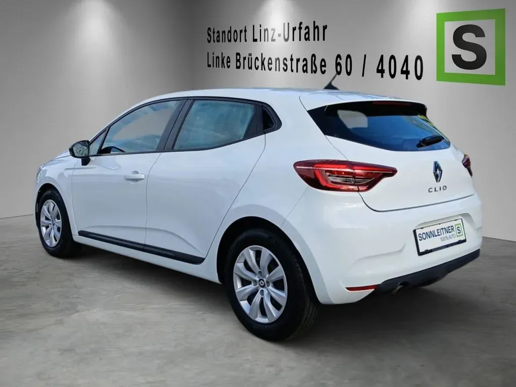 Renault Clio 2022 photo 2