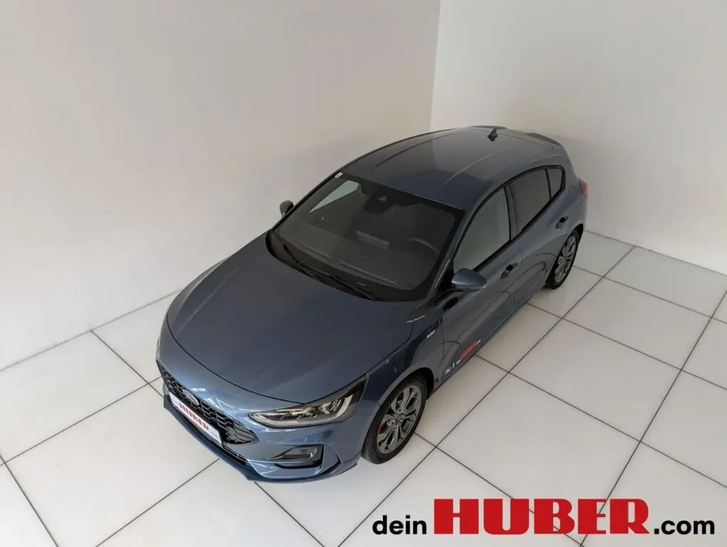 Ford Focus 2026 photo 2