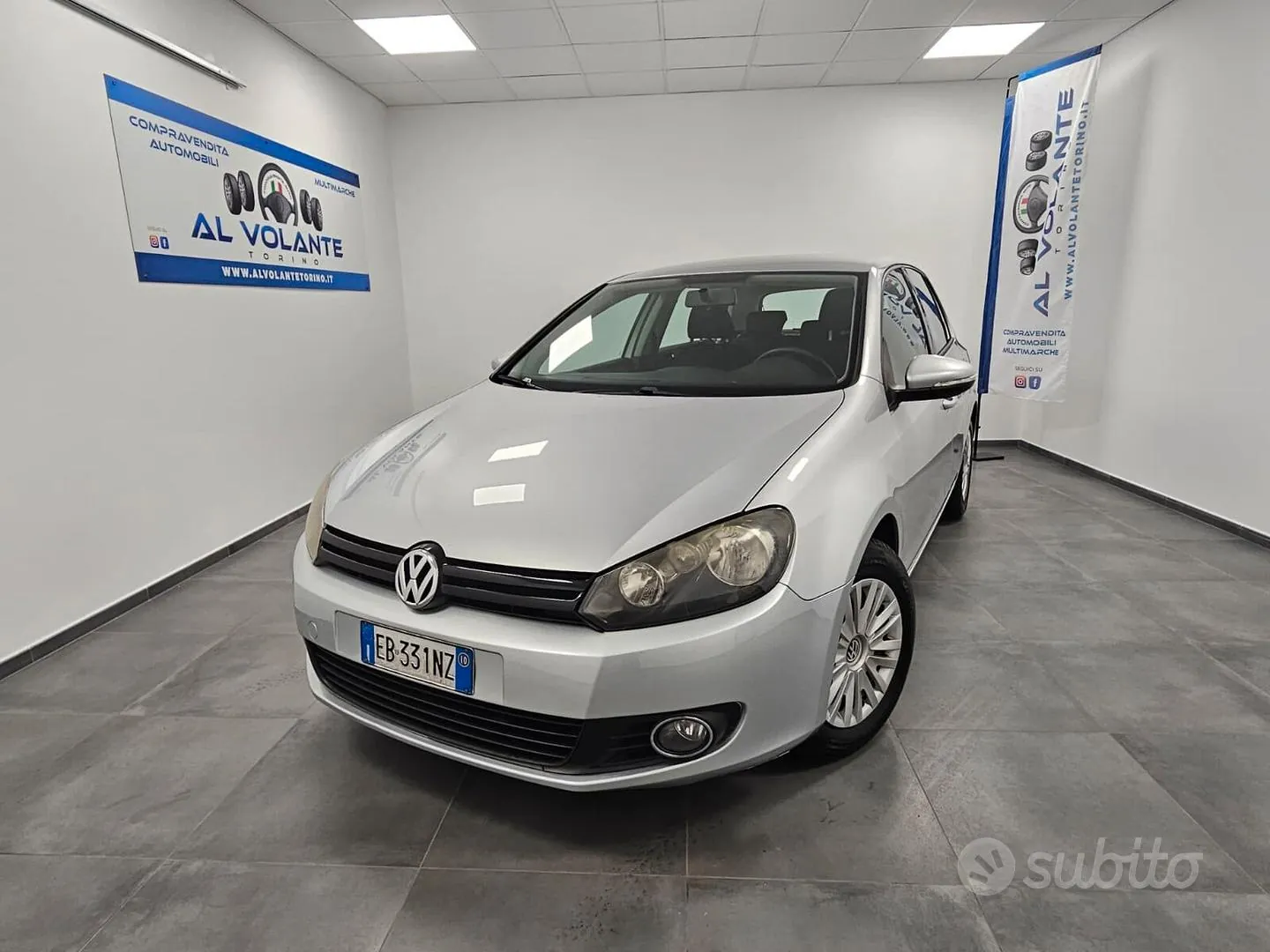 Volkswagen Golf 2010 photo 2