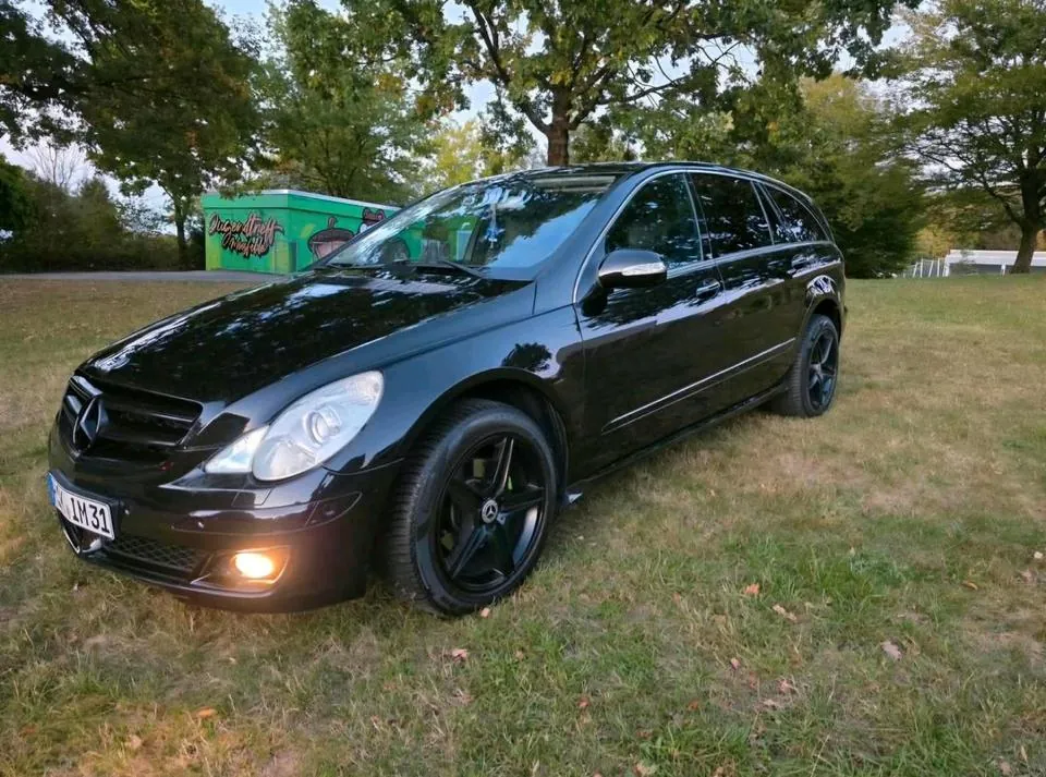 Mercedes-Benz R320