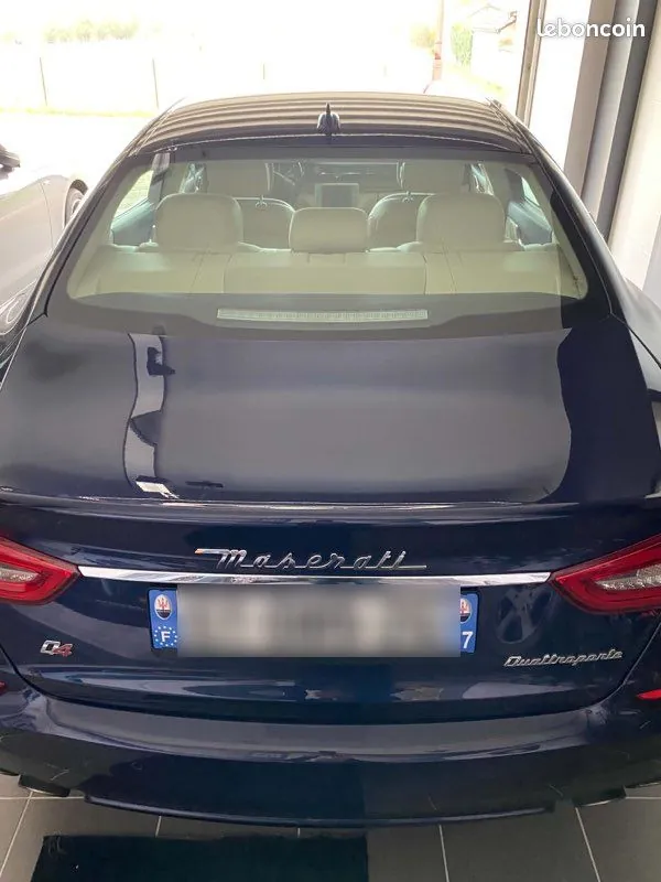 Maserati Quattroporte 2013 photo 2