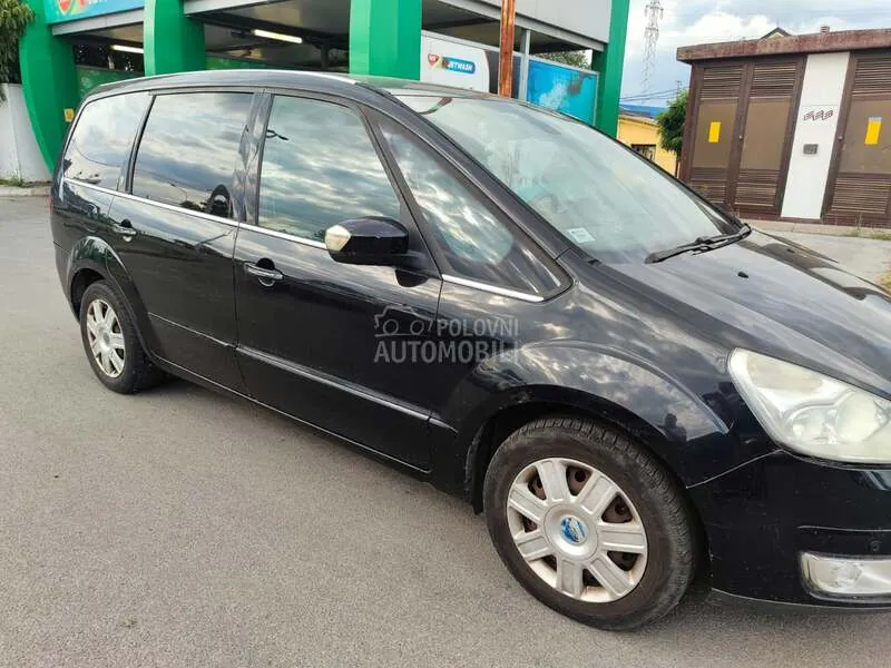 Ford Galaxy 2009 photo 3