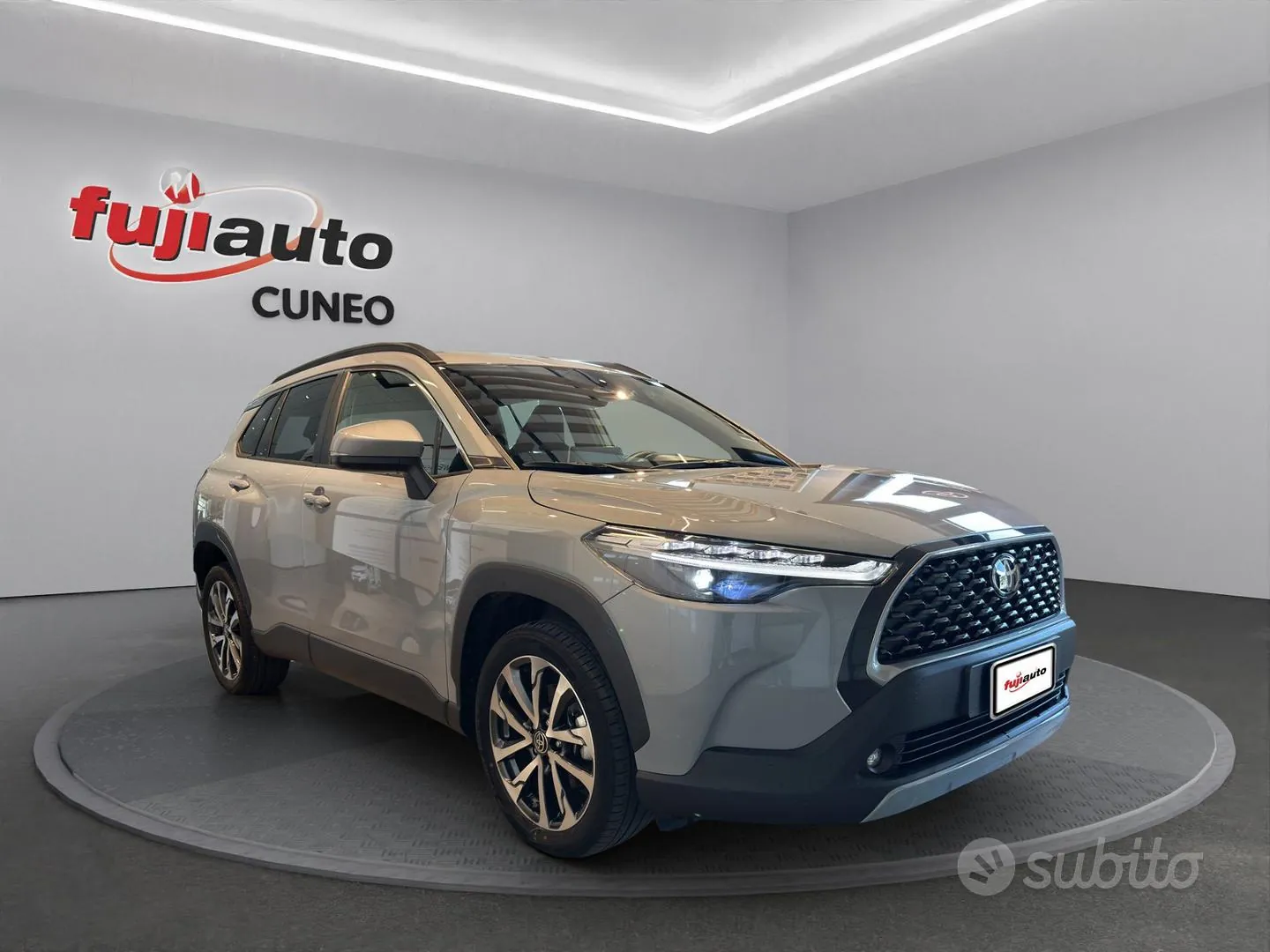 Toyota Corolla Cross 2025 photo 2