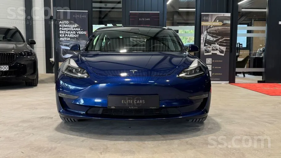 Tesla Model 3 2021 photo 3