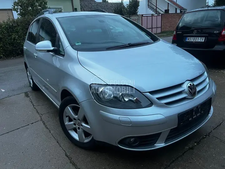 Volkswagen Golf Plus 2008 photo 2