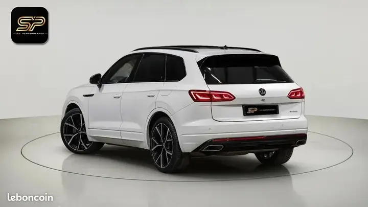 Volkswagen Touareg 2021 photo 3