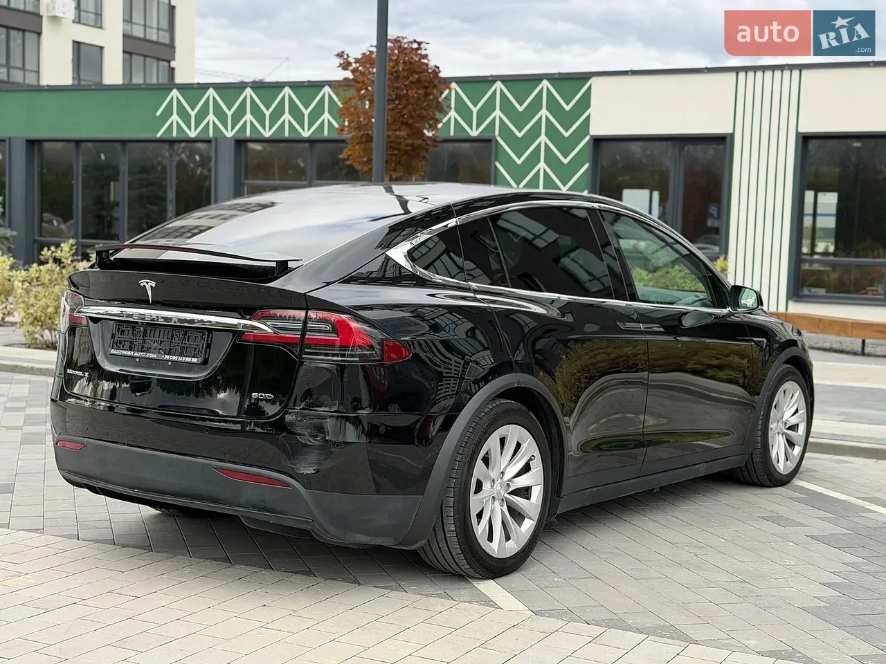 Tesla Model X 2016 photo 4