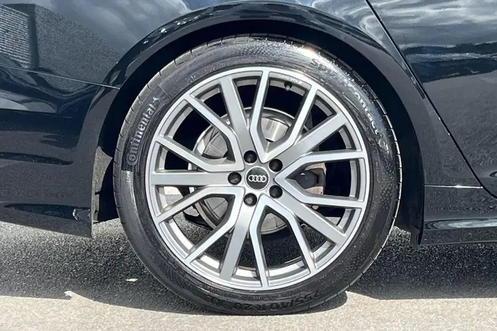 Audi A6 Avant 2023 photo 5