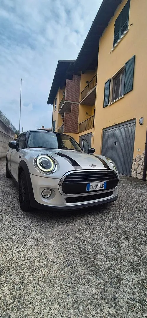 Mini Cooper D 2020 photo 5