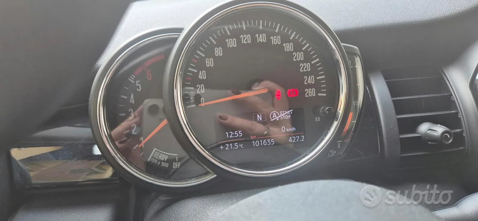 Mini Cooper D 2020 photo 2