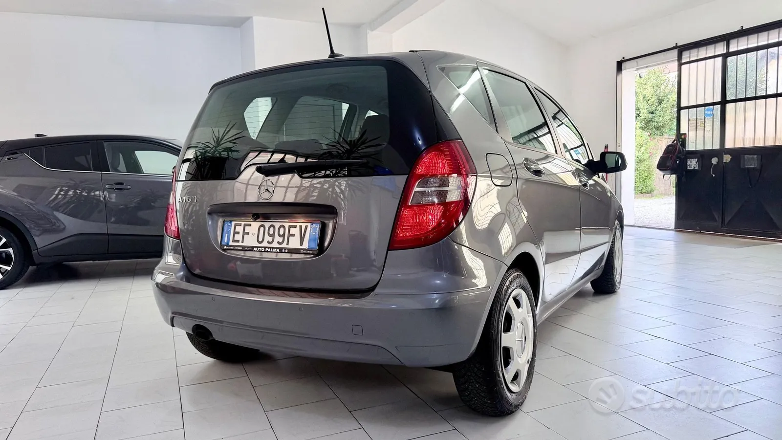Mercedes-Benz A 160 2011 photo 5