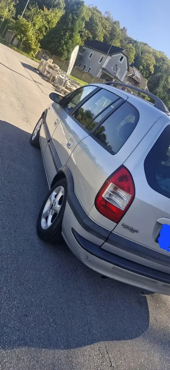 Opel Zafira 2004 photo 3