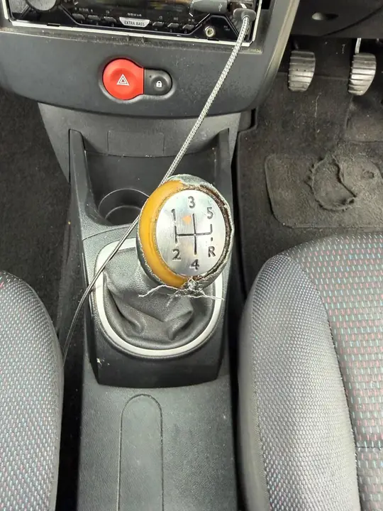Renault Clio 2009 photo 5