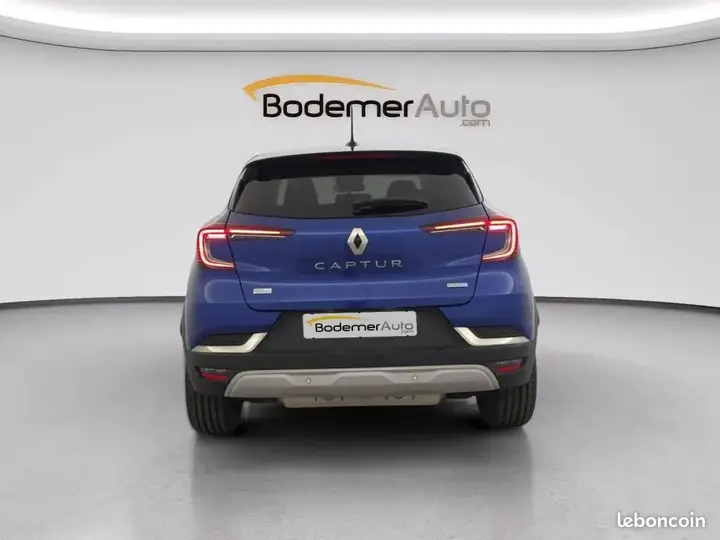Renault Captur 2022 photo 4