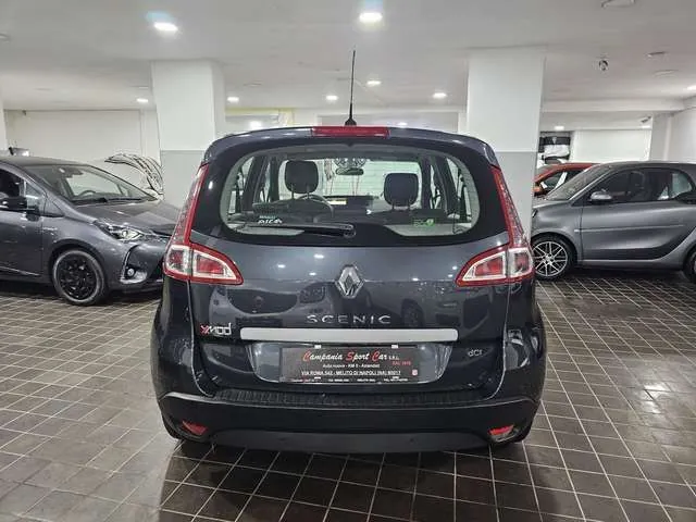 Renault Scenic 2011 photo 5