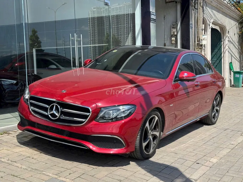 Mercedes-Benz E-Class 2019 photo 2